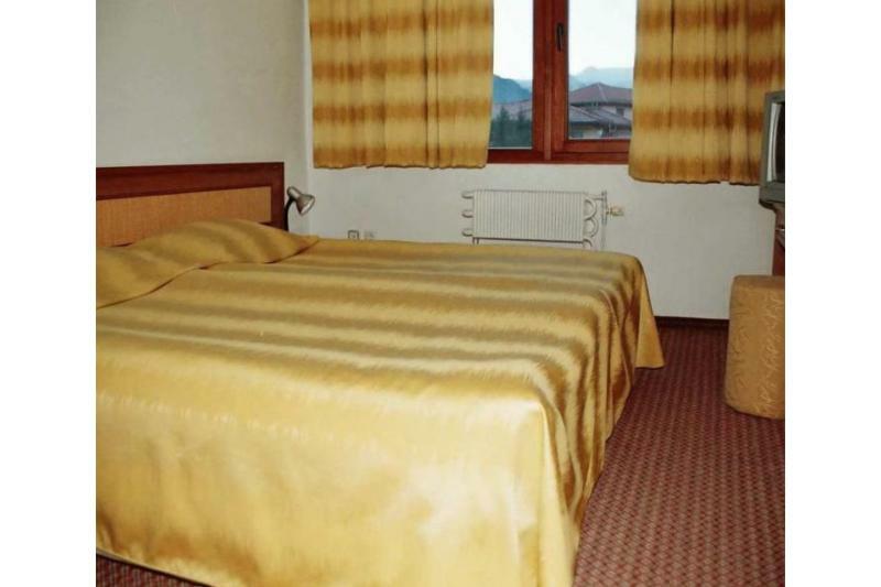Hotel 斯莫梁 外观 照片